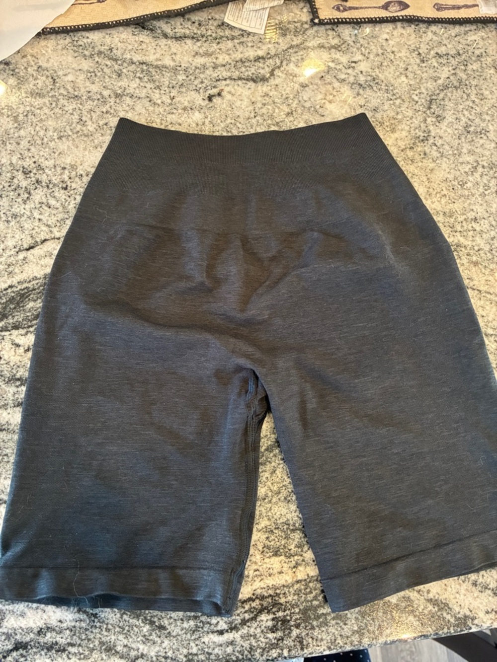Alphalete Amplify
Short Black. B20
